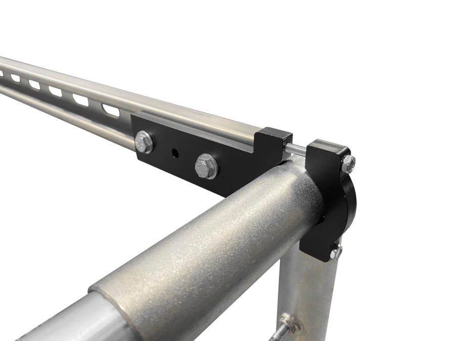 Install SkyBridge™ Span Brackets on the front, rear, or inside any golf cage. Attach to any pole between 1.0 and 1.5 inches in diameter.